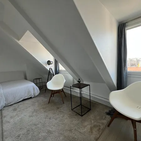 Apartment In 16th Arrondissement Exelmans Auteuil